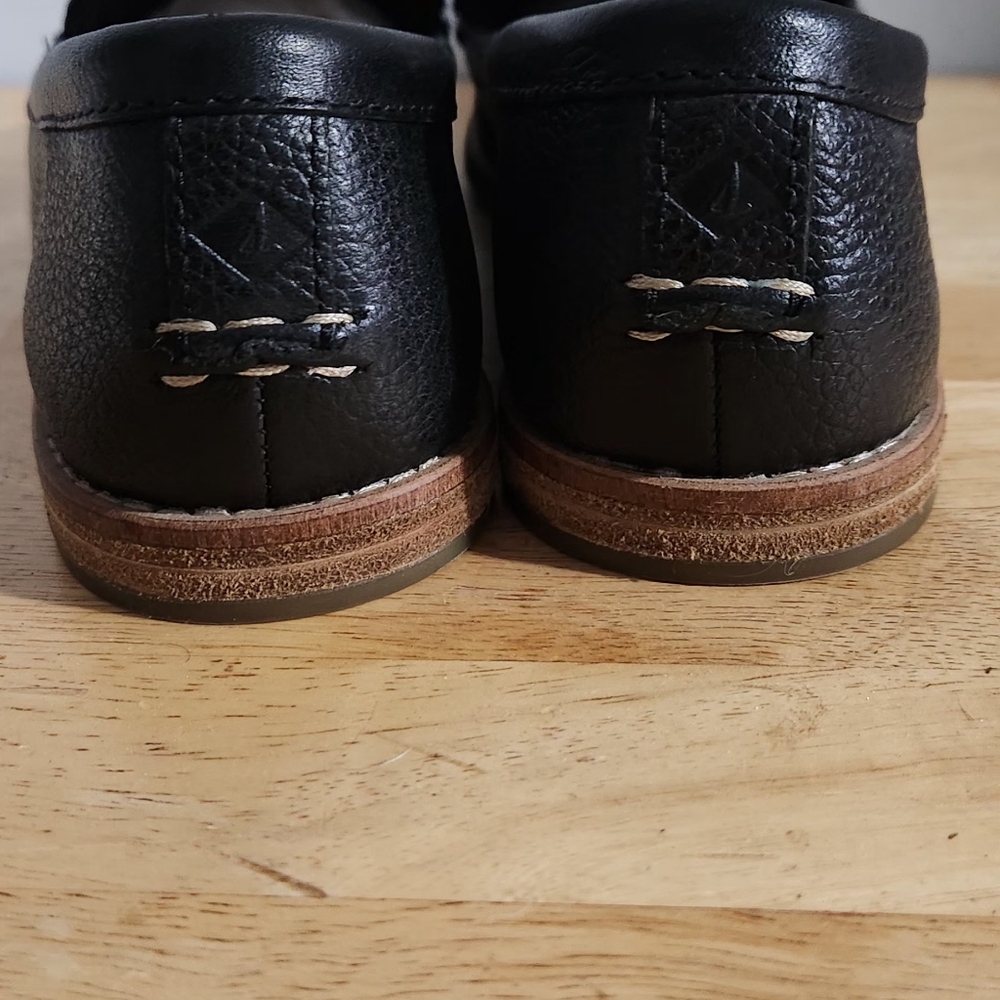 Sperry - Picture 4 of 5